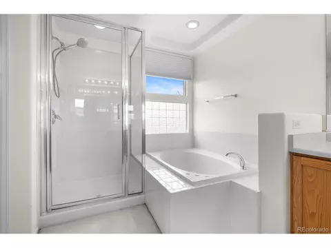 Bath - 20331 E 47th Pl, Denver, CO 80249 photo 2 of 5