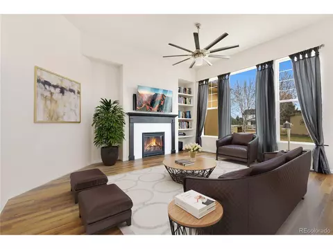 9150 Ferncrest St, Longmont, CO 80504 photo 5