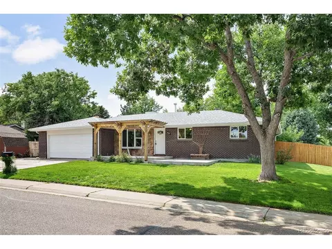 4667 S Oak Ct, Littleton, CO 80127