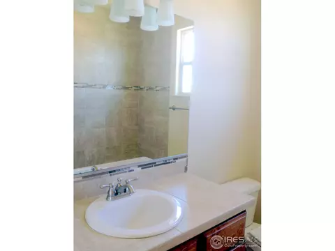 400 Deville Dr, Greeley, CO 80634 photo 4