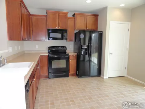 1557 Windshire Dr, Windsor, CO 80550 photo 2