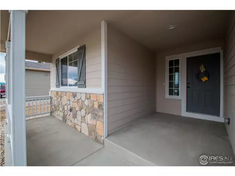 613 Dee Rd, Johnstown, CO 80534 photo 2