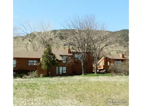 3822 Lakebriar Dr, Boulder, CO 80304 photo 2
