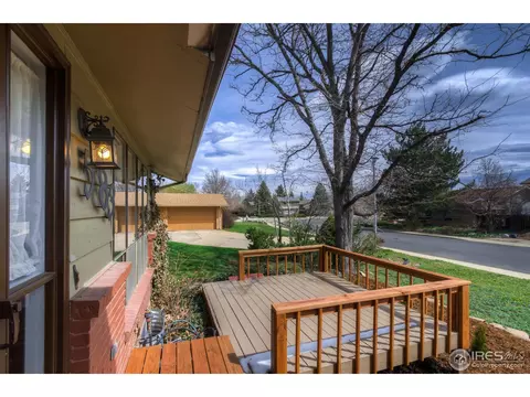 583 Aztec Dr, Boulder, CO 80303 photo 2