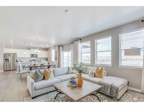 27601 E Cedar Ave, Aurora, CO 80018 photo 3