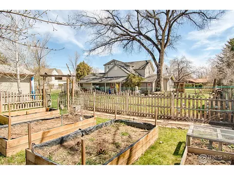 821 8th St, Berthoud, CO 80513 photo 3
