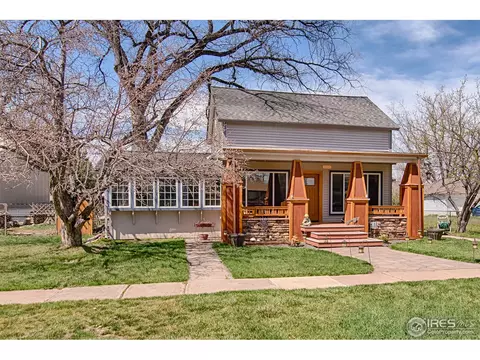 821 8th St, Berthoud, CO 80513 photo 2