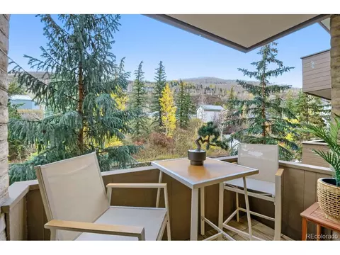 Exterior - 292 E Meadow Dr #337, Vail, CO 81657 photo 1 of 3