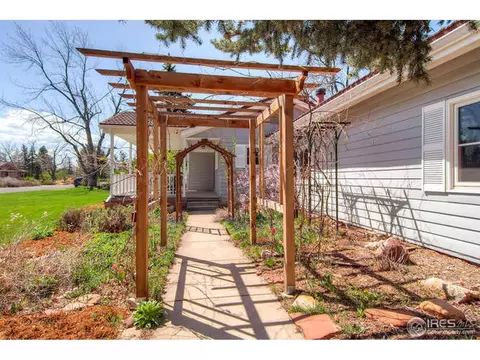 907 Brooklawn Dr, Boulder, CO 80303 photo 2