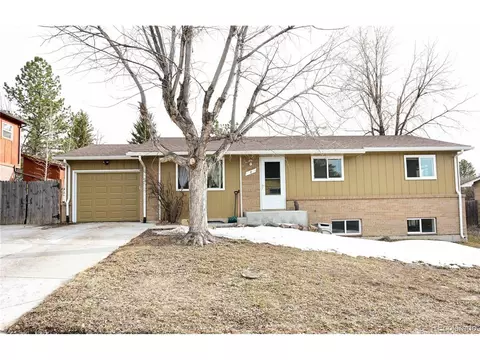 8 Circle Dr, Castle Rock, CO 80104