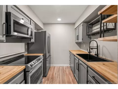 Undisclosed, Aurora, CO 80011