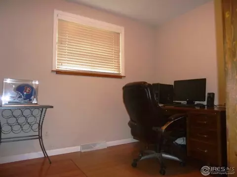 28 E 5th Ave, Longmont, CO 80504 photo 9