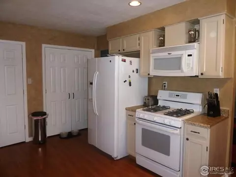 28 E 5th Ave, Longmont, CO 80504 photo 5