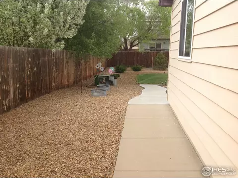 641 5th St, Frederick, CO 80530 photo 2