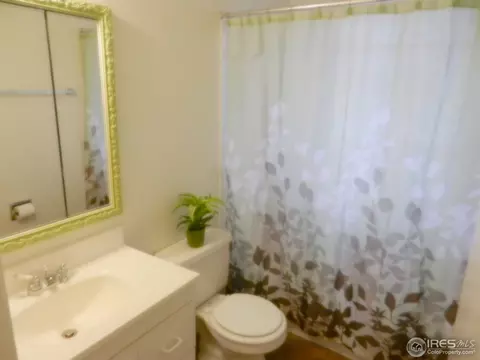 7892 Elder Cir, Denver, CO 80221 photo 9