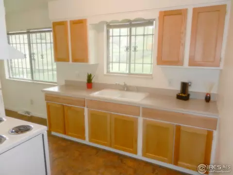 7892 Elder Cir, Denver, CO 80221 photo 3