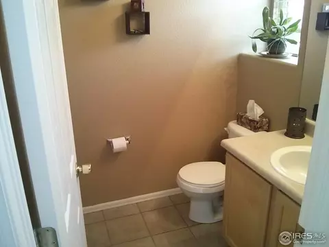 2046 E 102nd Cir, Thornton, CO 80229 photo 10