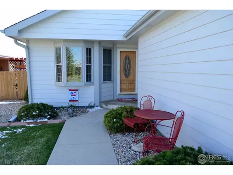 1910 Cherry Ln, Johnstown, CO 80534 photo 2