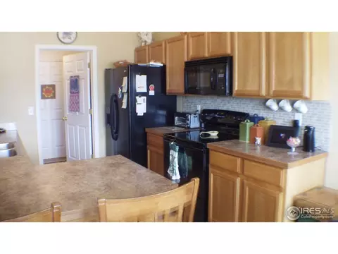 532 E 29th St Dr, Greeley, CO 80631 photo 6