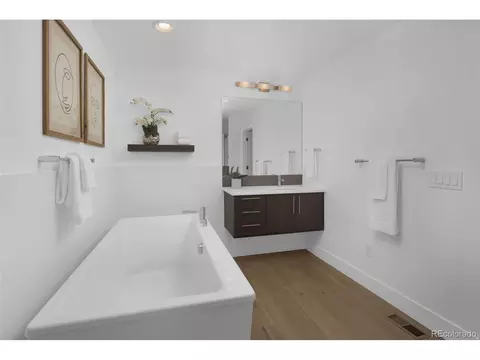 8601 E 54th Dr, Denver, CO 80238 photo 21
