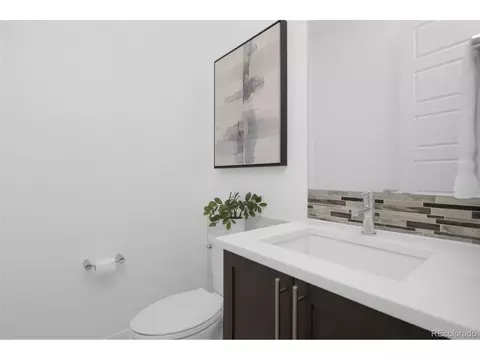 8601 E 54th Dr, Denver, CO 80238 photo 14
