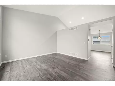 14570 E 43rd Ave, Denver, CO 80239 photo 5