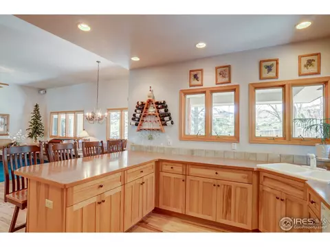 135 Eagle Canyon Cir, Lyons, CO 80540 photo 4