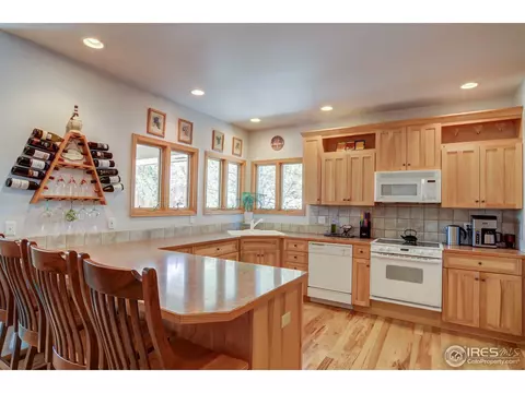 135 Eagle Canyon Cir, Lyons, CO 80540 photo 5