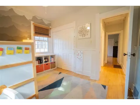 2653 Cherry St, Denver, CO 80207 photo 14