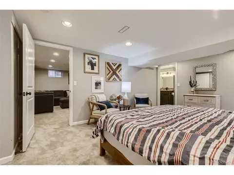 2575 Grape St, Denver, CO 80207 photo 20