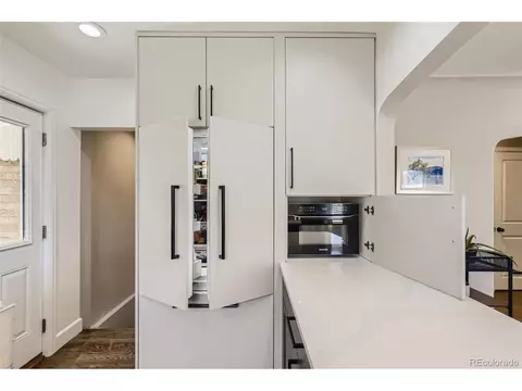 2575 Grape St, Denver, CO 80207 photo 11