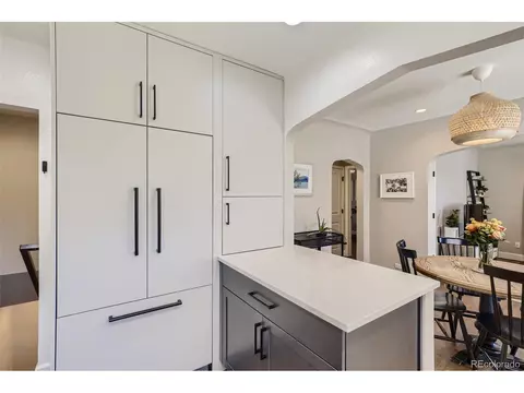 2575 Grape St, Denver, CO 80207 photo 10