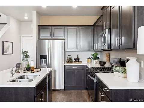 22484 E 6th Pl, Aurora, CO 80018 photo 15