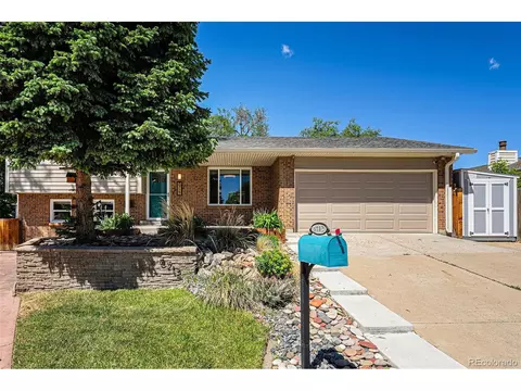 8712 W 64th Way, Arvada, CO 80004