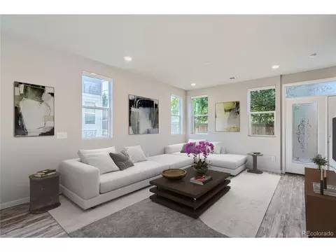 1068 Oak Cir, Lakewood, CO 80215
