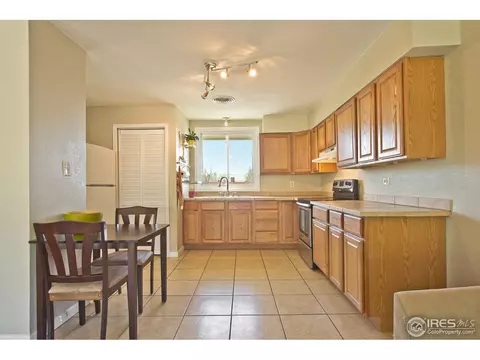 441 Cortez St, Denver, CO 80221 photo 5