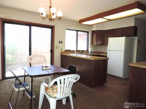 159 S Dearborn Cir, Aurora, CO 80012 photo 3