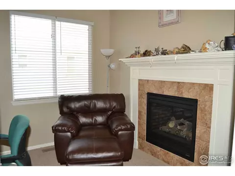 8400 Raspberry Dr, Longmont, CO 80504 photo 3