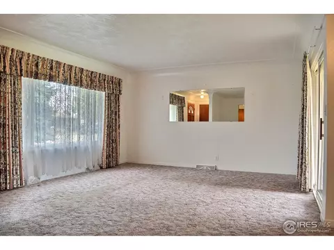 703 35th Ave Ct, Greeley, CO 80634 photo 2