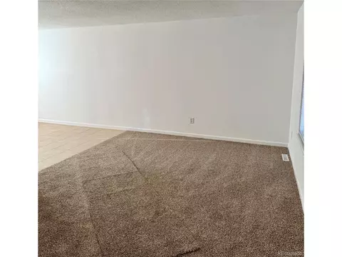 1031 Sable Blvd, Aurora, CO 80011 photo 5