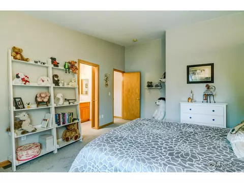 2301 Summitview Dr, Longmont, CO 80504 photo 15