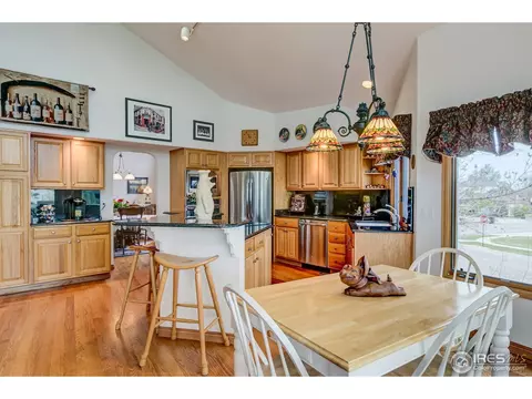 2301 Summitview Dr, Longmont, CO 80504 photo 7