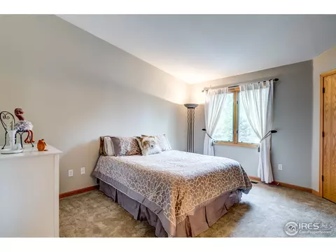 2301 Summitview Dr, Longmont, CO 80504 photo 14