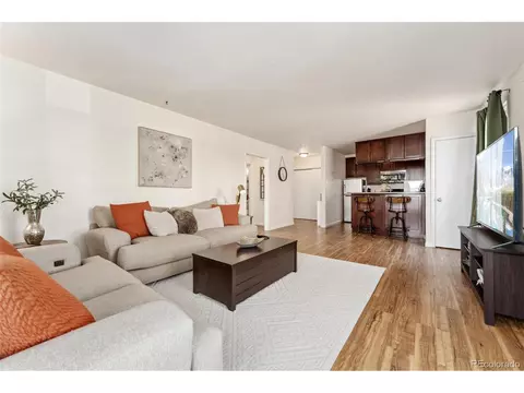 320 S Ames St #8, Lakewood, CO 80226