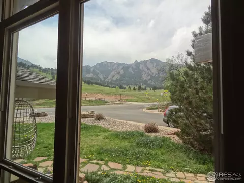 1910 Vassar Dr, Boulder, CO 80305 photo 2