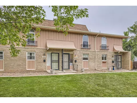 5808 Urban St, Arvada, CO 80004