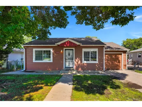 1373 Joliet St, Aurora, CO 80010