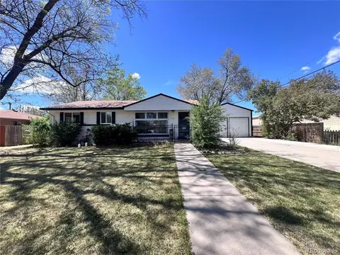 555 Everett St, Lakewood, CO 80226