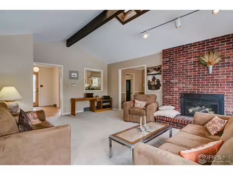 805 Laurel Ave, Boulder, CO 80303 photo 4