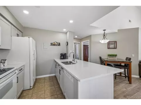 Kitchen - 13732 E Lehigh Ave #D, Aurora, CO 80014 photo 6 of 7